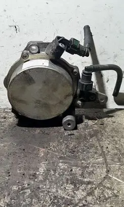 Ford Focus Vacuum pump 129010