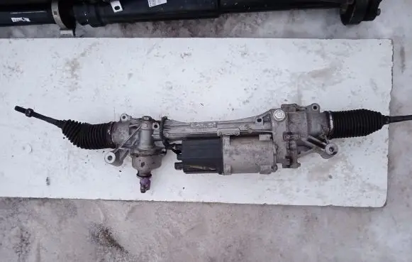 Mercedes-Benz C W205 Steering rack 82014300001