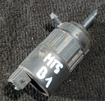 Mitsubishi Space Star Windscreen/windshield washer pump