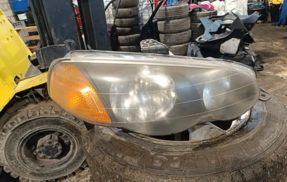 Honda HR-V Headlight/headlamp