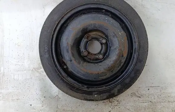 Toyota Yaris R14 spare wheel 