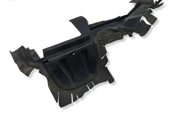 Audi A6 S6 C8 4K Intercooler air guide/duct channel 4K0121283J