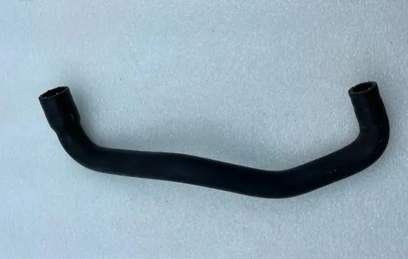 Mercedes-Benz GLE (W166 - C292) Engine coolant pipe/hose A1668304100