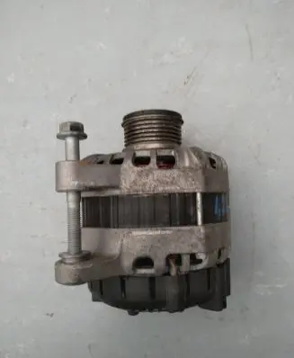 Opel Crossland X Generator/alternator 9809391880