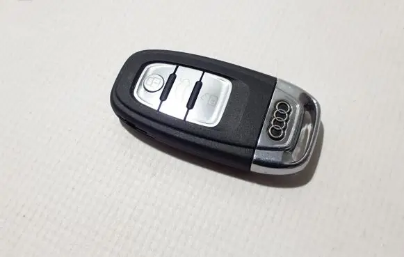 Audi A6 S6 C7 4G Ignition key/card 8K0959754CM