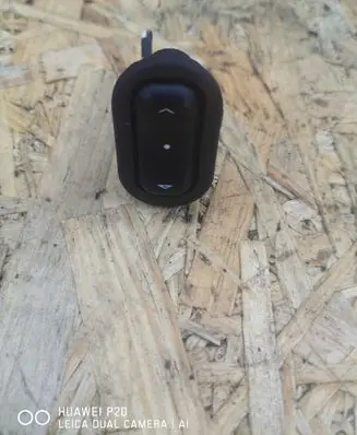 Opel Zafira A Electric window control switch 13363100 90561388