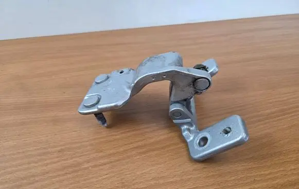 Mercedes-Benz E AMG W212 Tailgate/trunk/boot hinge A2127400337