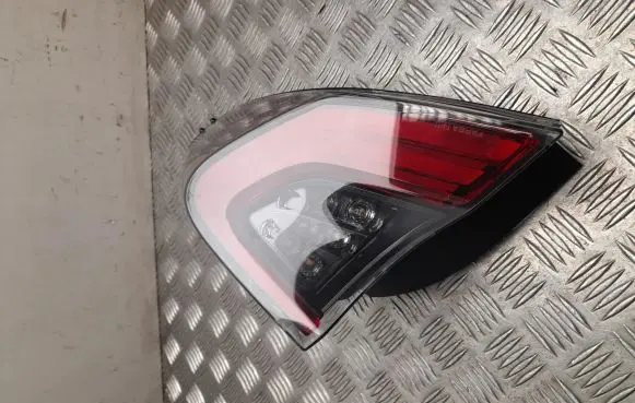 Toyota C-HR I Rear/tail lights 81550F4031