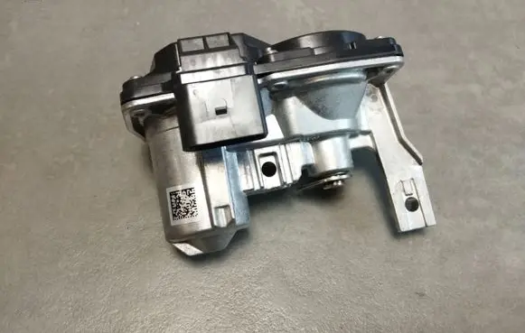 Audi A5 Intake manifold valve actuator/motor 3Q0253691K