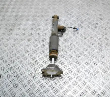 BMW 4 F32 F33 Rear shock absorber/damper 6864755
