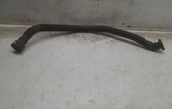Audi A6 S6 C6 4F Breather hose/pipe 06E133817C