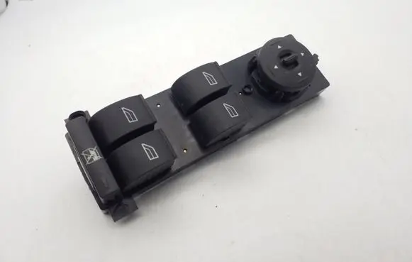 Ford Focus Electric window control switch 3M5T14A132AF