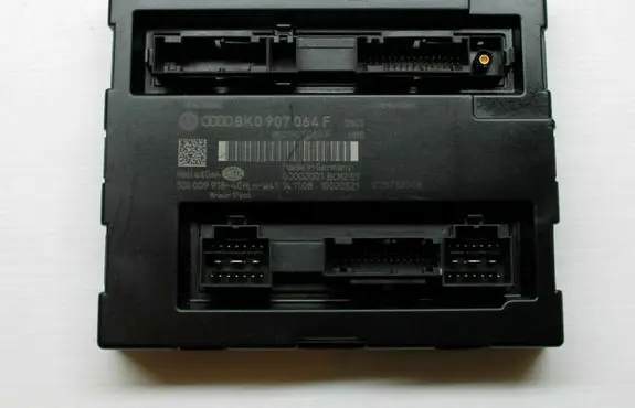 Audi A4 S4 B8 8K Central body control module 8K0907064F