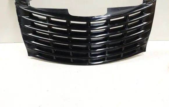 Chrysler PT Cruiser Front bumper upper radiator grill 27169 20511 0UR02TRMAB