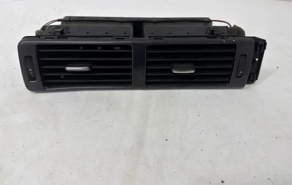 Audi A6 S6 C5 4B Dash center air vent grill 4B1820951
