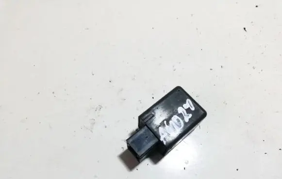 Nissan Primera Other relay 24330c9900