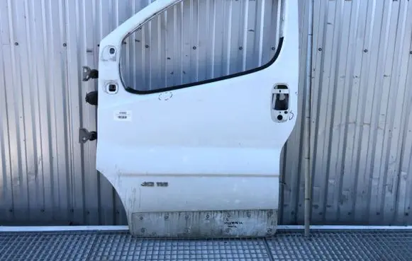 Renault Trafic II (X83) Front door 