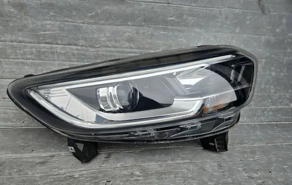 Renault Kadjar Headlight/headlamp 260105845R 01177016 011770160003296