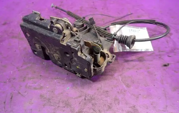 Skoda Fabia Mk1 (6Y) Rear door lock