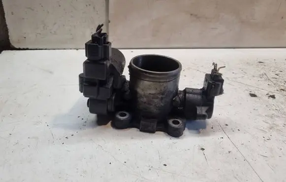 Toyota Corolla Verso AR10 Throttle valve 1923002010 2G22