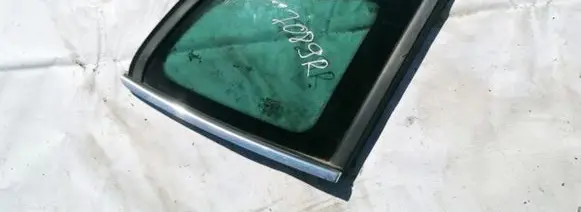 Renault Laguna III Rear side window
