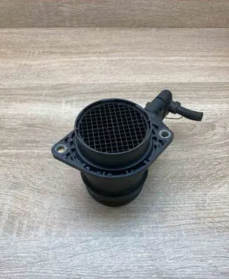 BMW 5 E34 Mass air flow meter PAFS05250911 WithPlug