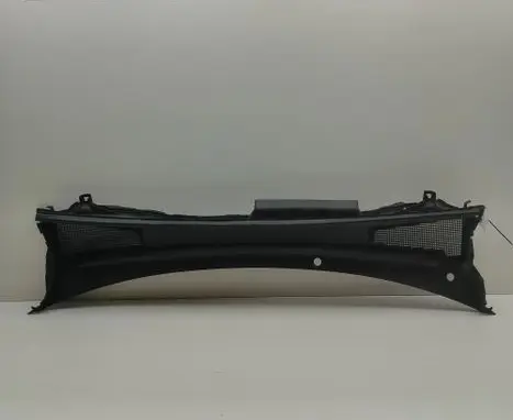 Ford Explorer EV Wiper trim R2KBR02223A