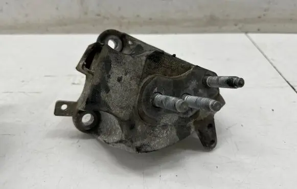 Ford Puma Engine mounting bracket H1BG7M125AB