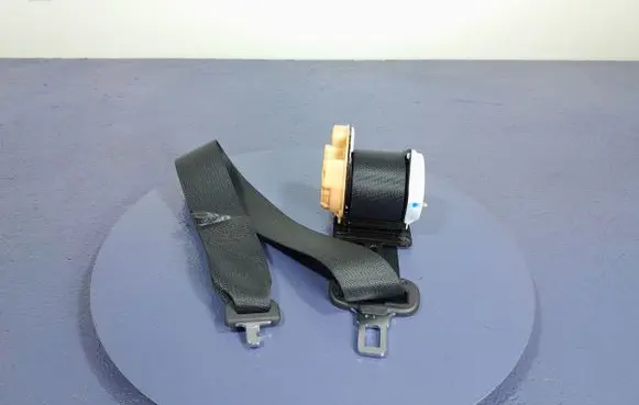 Toyota Corolla E10 Front seatbelt 73350-02180