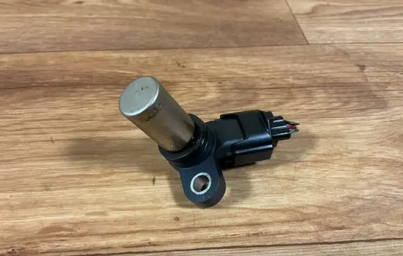 Nissan Note (E11) Crankshaft position sensor A29690