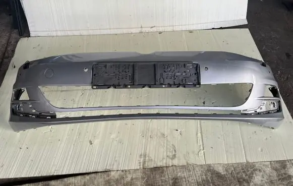 Volkswagen Golf VII Front bumper 5G0807221