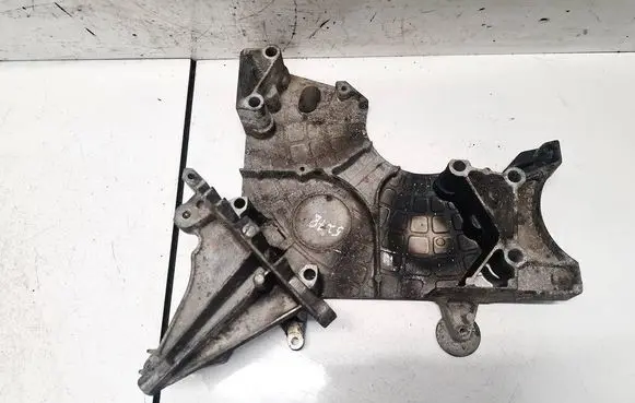 Rover 75 Engine mounting bracket 
