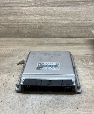 Mercedes-Benz A W168 Engine control unit/module A6681530279 0281010793