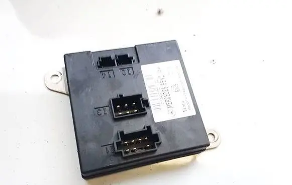 Mercedes-Benz E W211 Comfort/convenience module 2115452132