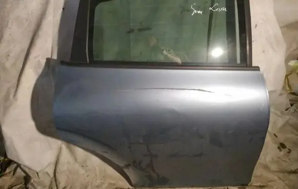 Seat Leon (1P) Rear door zydros