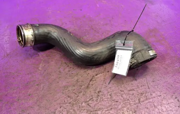 Audi A4 S4 B7 8E 8H Intercooler hose/pipe