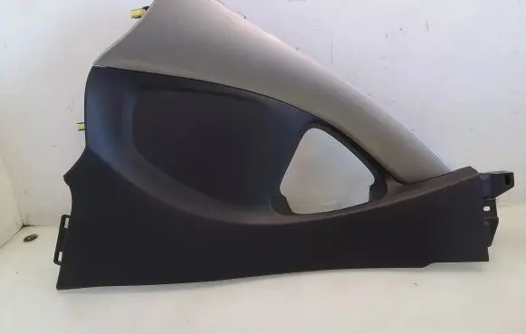 Toyota Auris 150 Centre console side trim front 5543202070