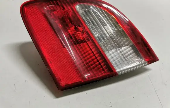 Mercedes-Benz E W211 Tailgate rear/tail lights A2118201464