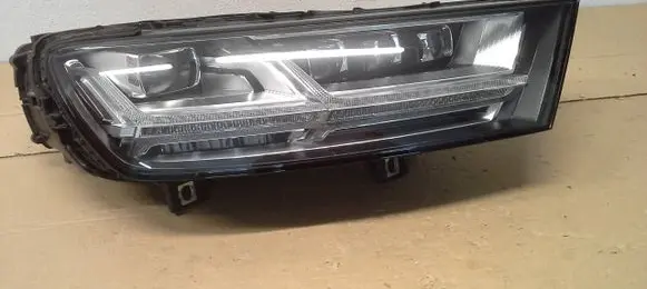 Audi Q7 4M Headlight/headlamp 7716200000