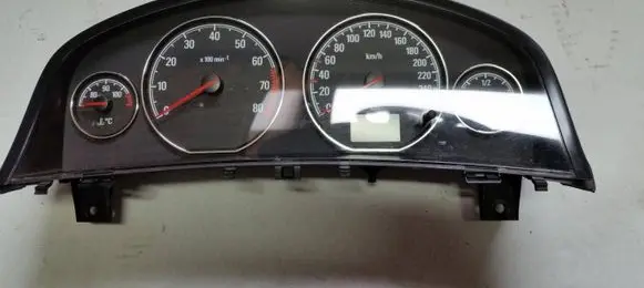 Opel Signum Speedometer (instrument cluster) 13193047RJ