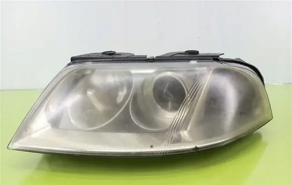 Volkswagen PASSAT B5.5 Headlight/headlamp 3B0941015AN