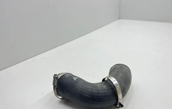 Intercooler hose/pipe
