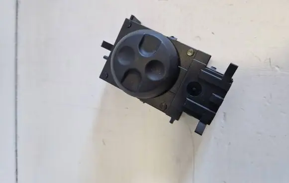 Seat control switch