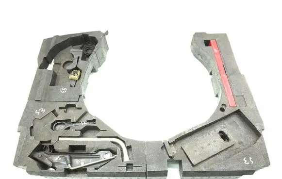 Audi A3 S3 A3 Sportback 8P Trunk/boot lower side trim panel 8P0864501D