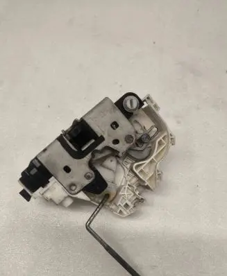 Jeep Grand Cherokee Rear door lock P04589922AF B0398 TKAKD1474