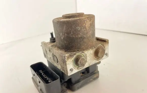 Skoda Octavia Mk2 (1Z) ABS Pump 1K0614117F 1K0907379N