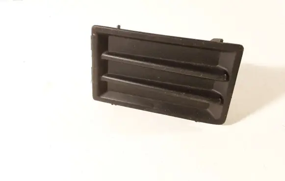 Toyota Avensis T220 Front bumper lower grill 5312105020