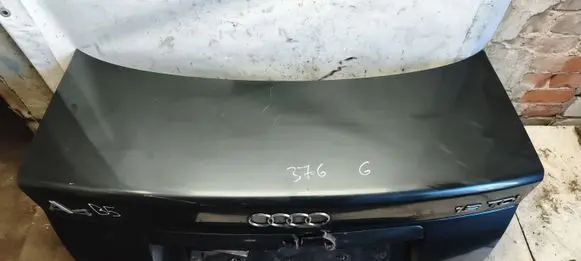 Audi A4 S4 B5 8D Tailgate/trunk/boot lid 