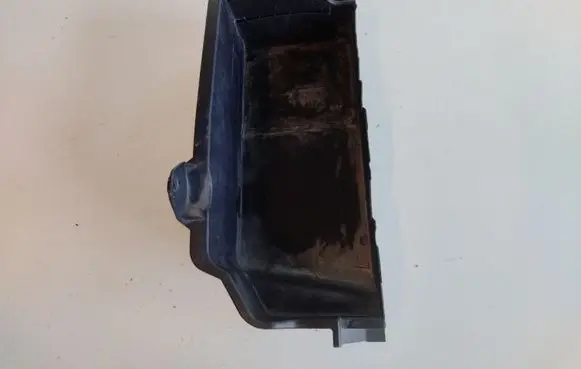 BMW 5 E60 E61 Battery box tray 7068949 52850610