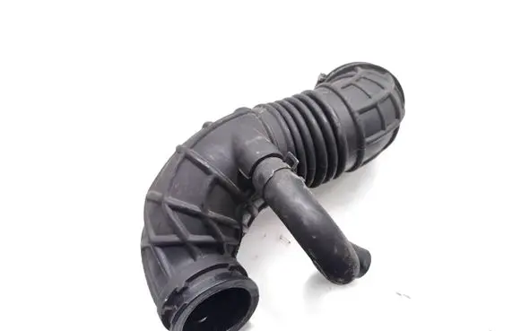 Chevrolet Captiva Air intake hose/pipe 20998611